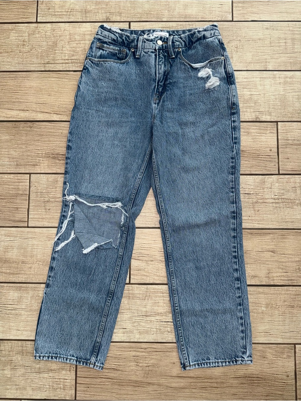 Good American Distressed Boyfriend Jeans in Medium Blue